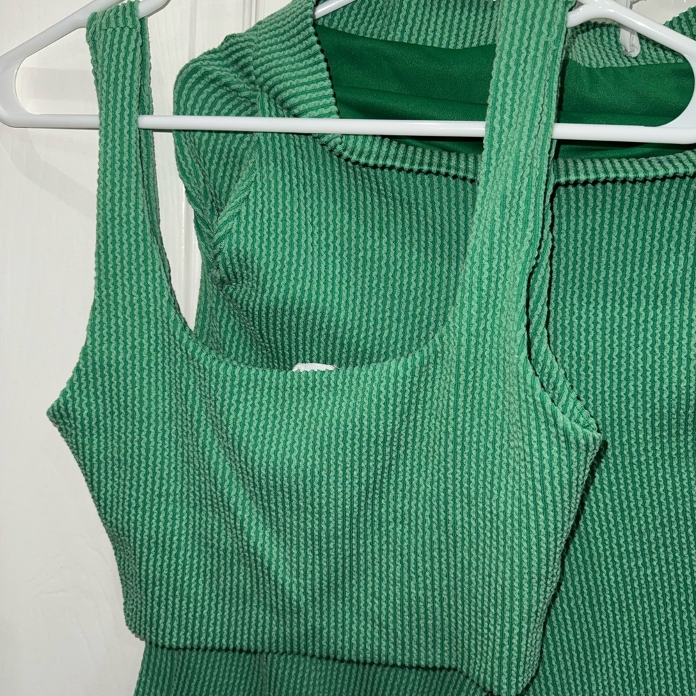 Green Ribbed Women’s Set - Picture 3 of 8